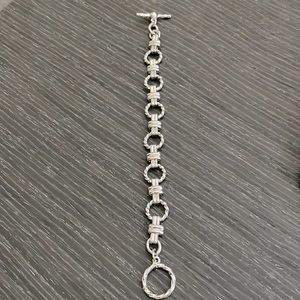Silver color toggle bracelet